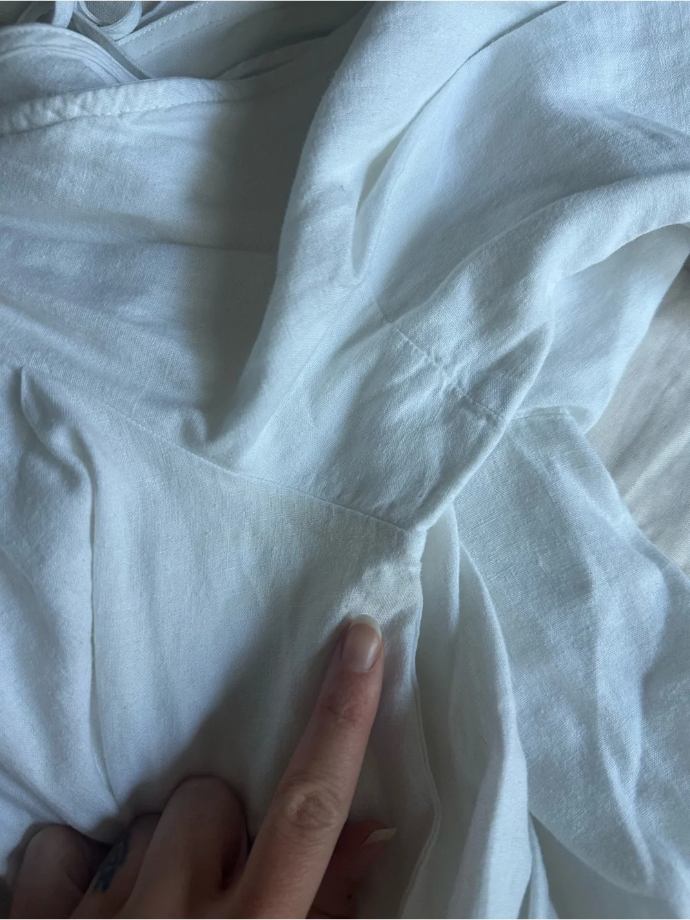 Abercrombie & Fitch soft white